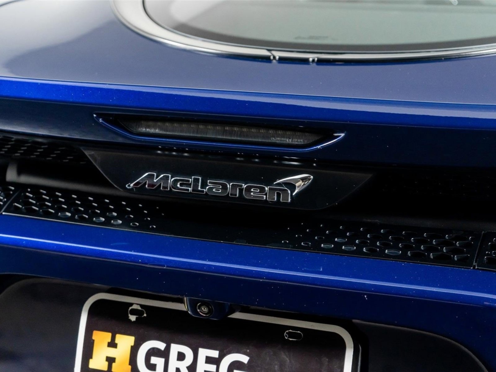 Used 2023 McLaren GT RWD image 14
