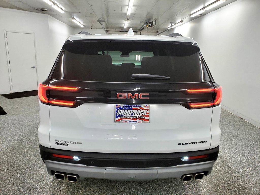 Used 2025 GMC Acadia Elevation image 5