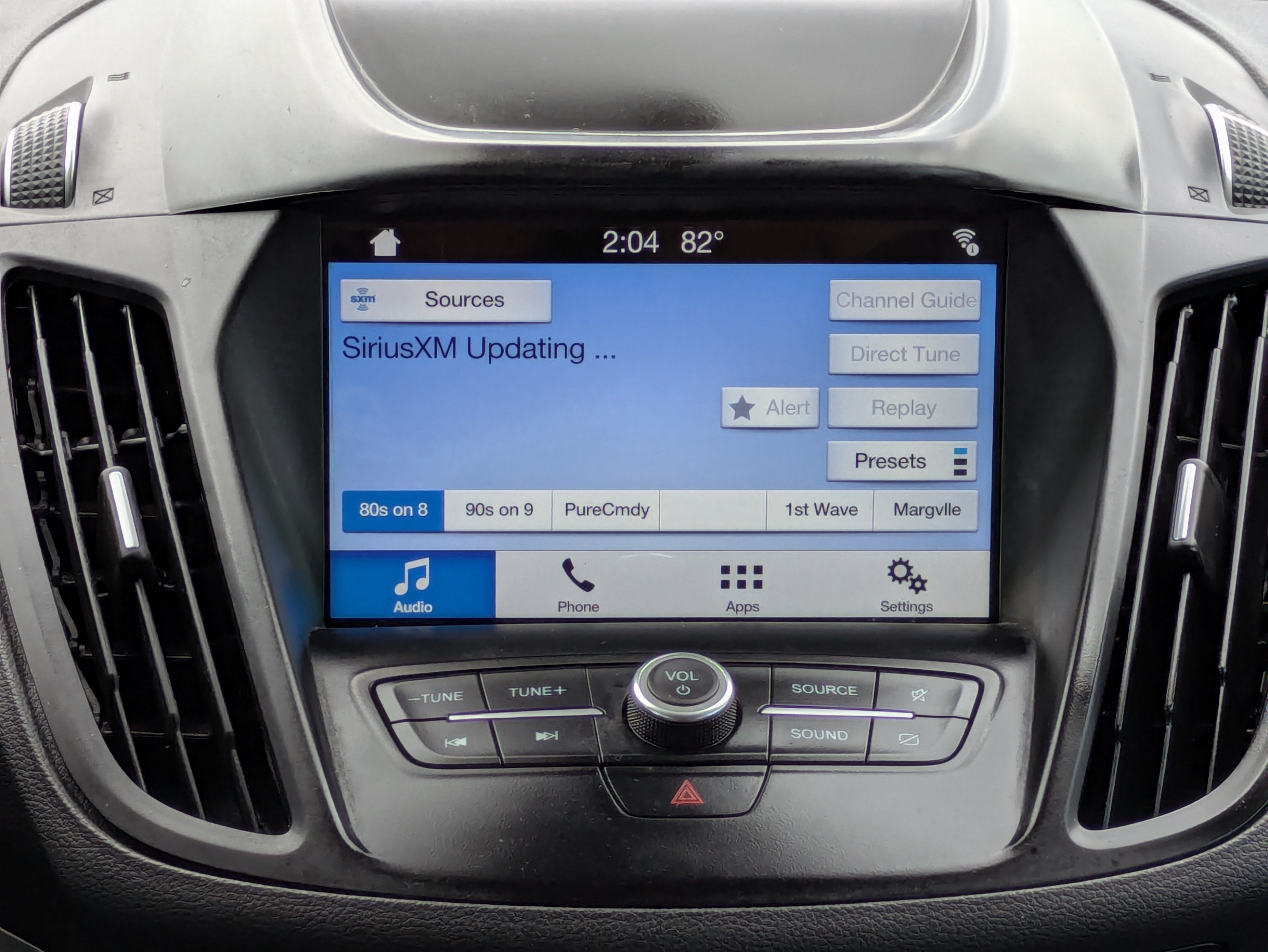 Used 2019 Ford Escape SE FWD image 18