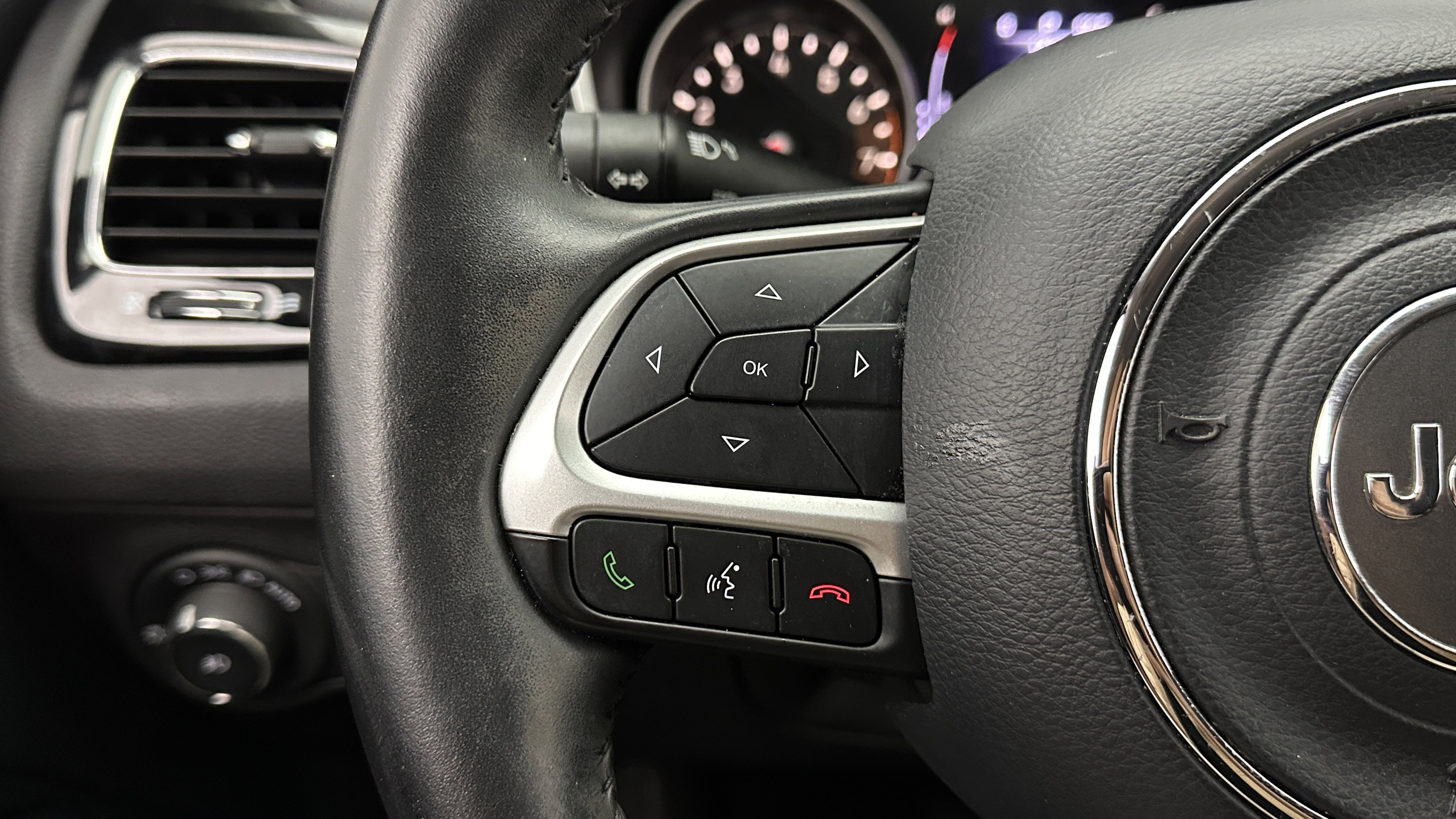 Used 2018 Jeep Compass Altitude image 19