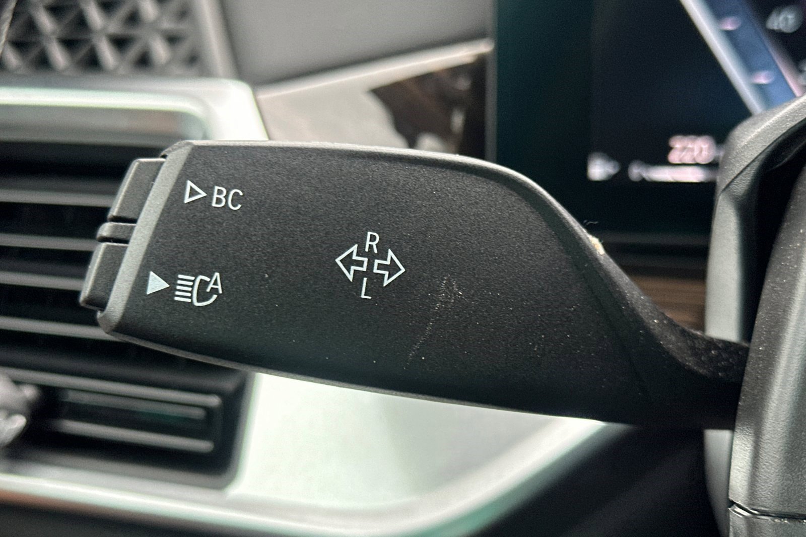 Certified 2025 BMW X7 xDrive40i image 33