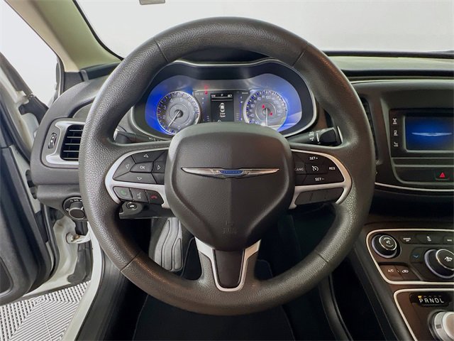 Used 2015 Chrysler 200 Limited image 12