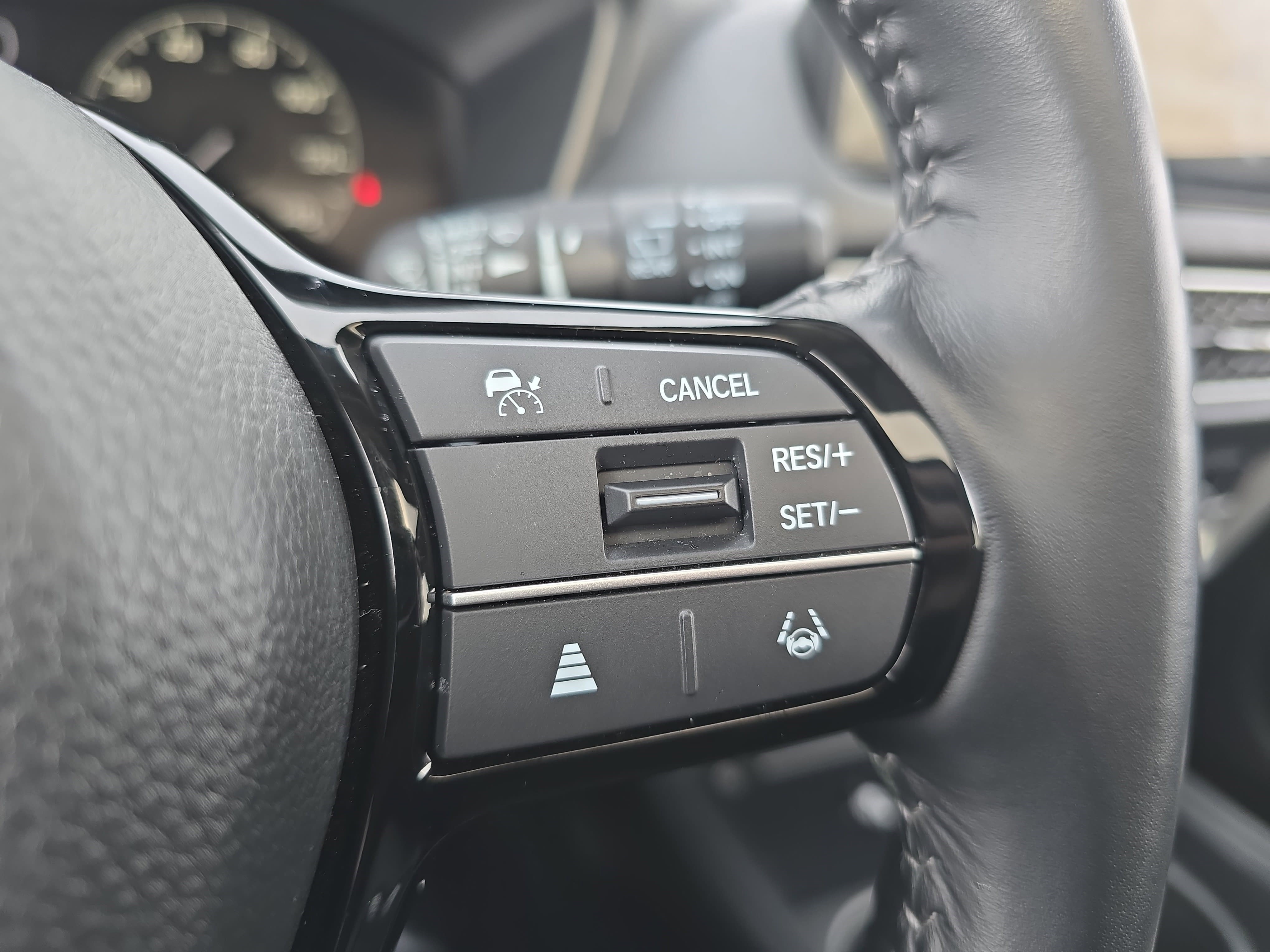 Certified 2026 Honda HR-V EX-L image 18