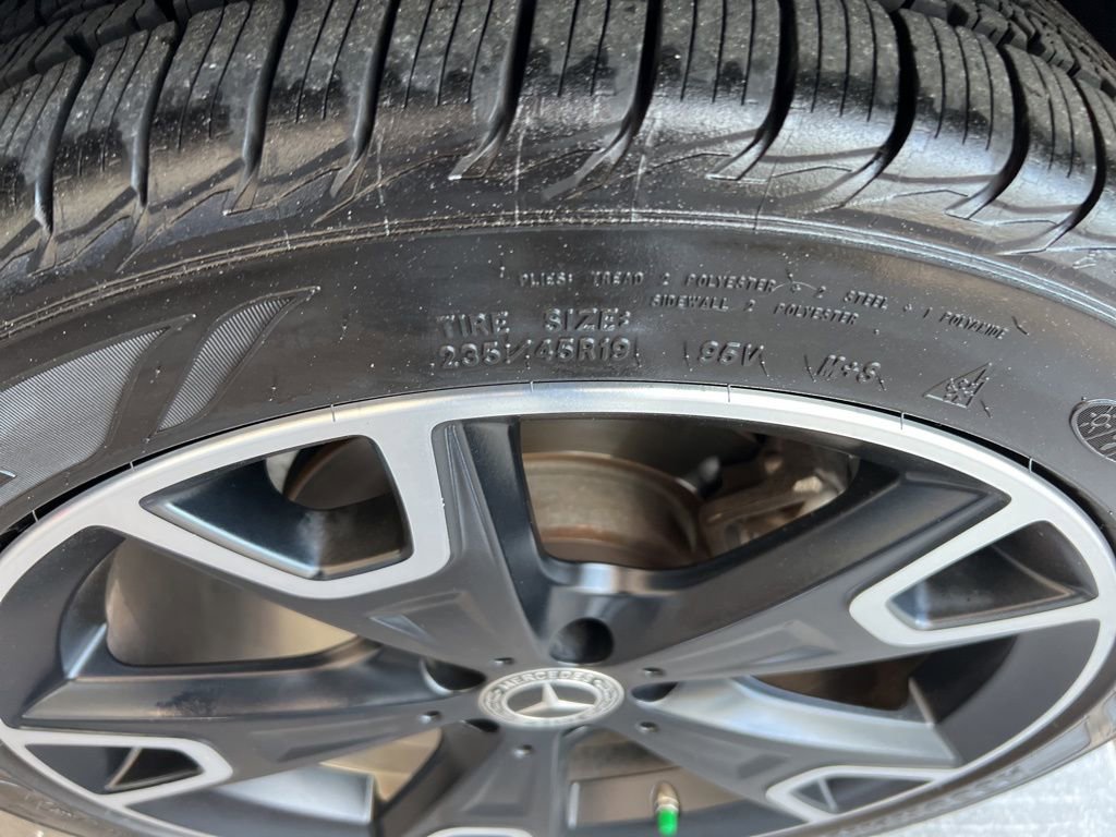 Used 2019 Mercedes-Benz GLA 250 4MATIC image 37