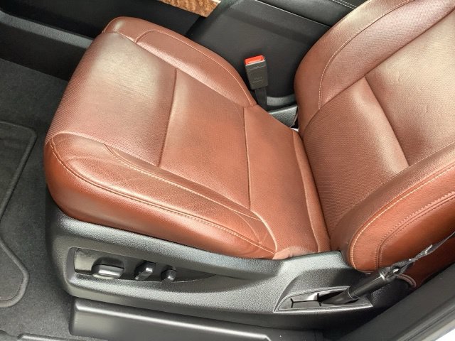 Used 2020 Chevrolet Tahoe Premier w/ Premier Plus Edition AWD/4WD image 9