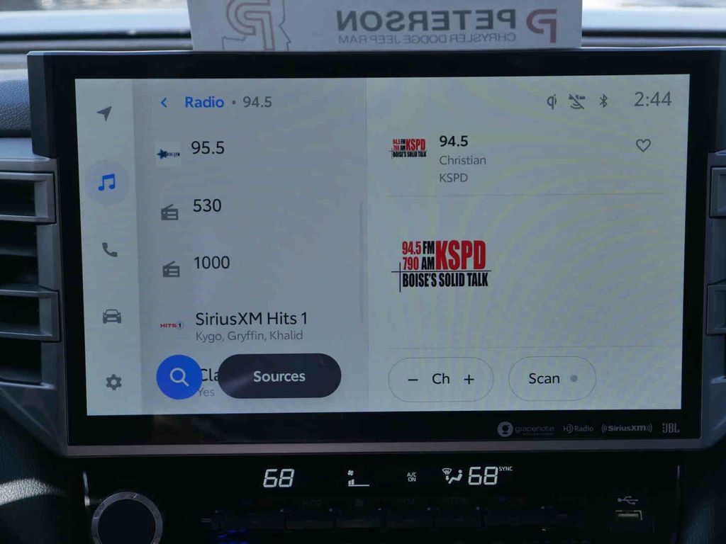 Used 2022 Toyota Tundra Limited image 6