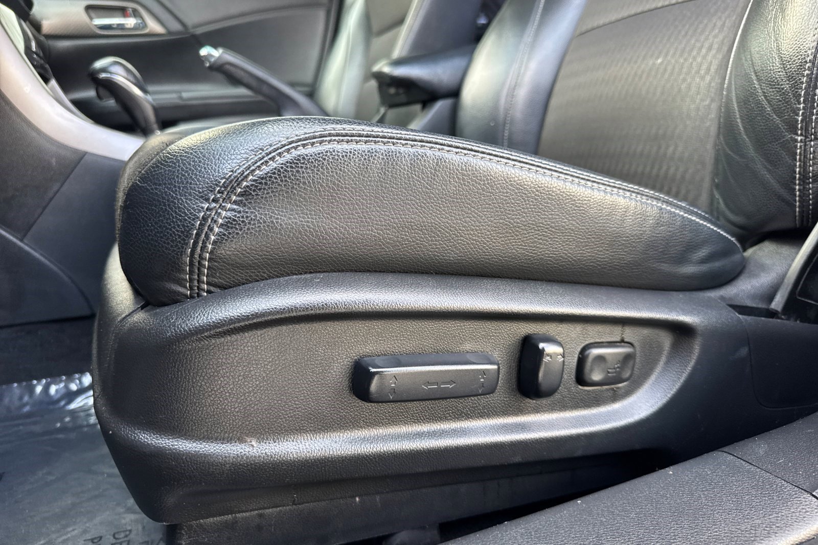 Used 2016 Honda Accord Sport image 14