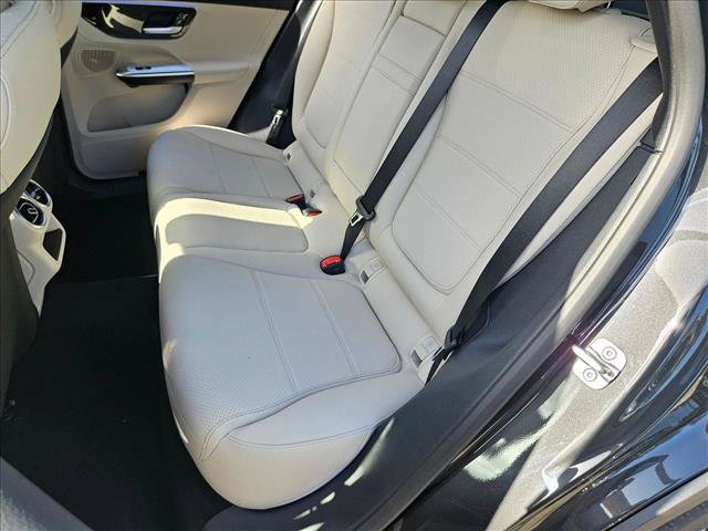 New 2027 Mercedes-Benz GLC 300 image 15