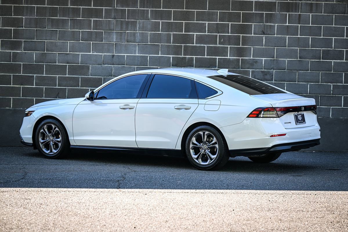 Used 2024 Honda Accord EX image 4