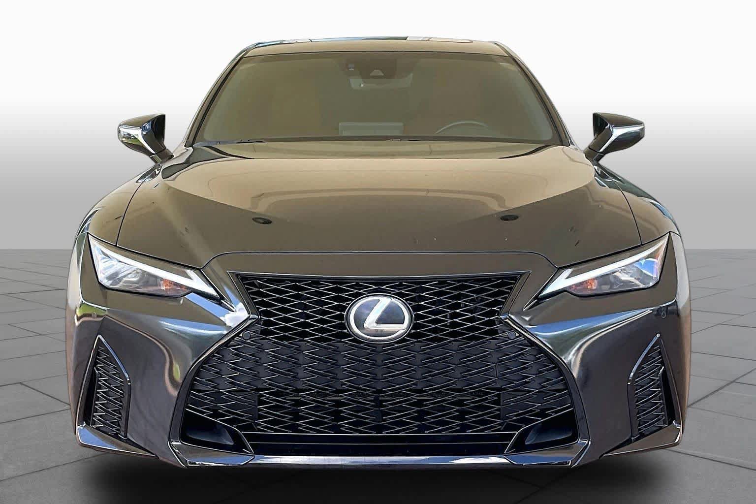 Used 2021 Lexus IS 350 F Sport RWD image 4