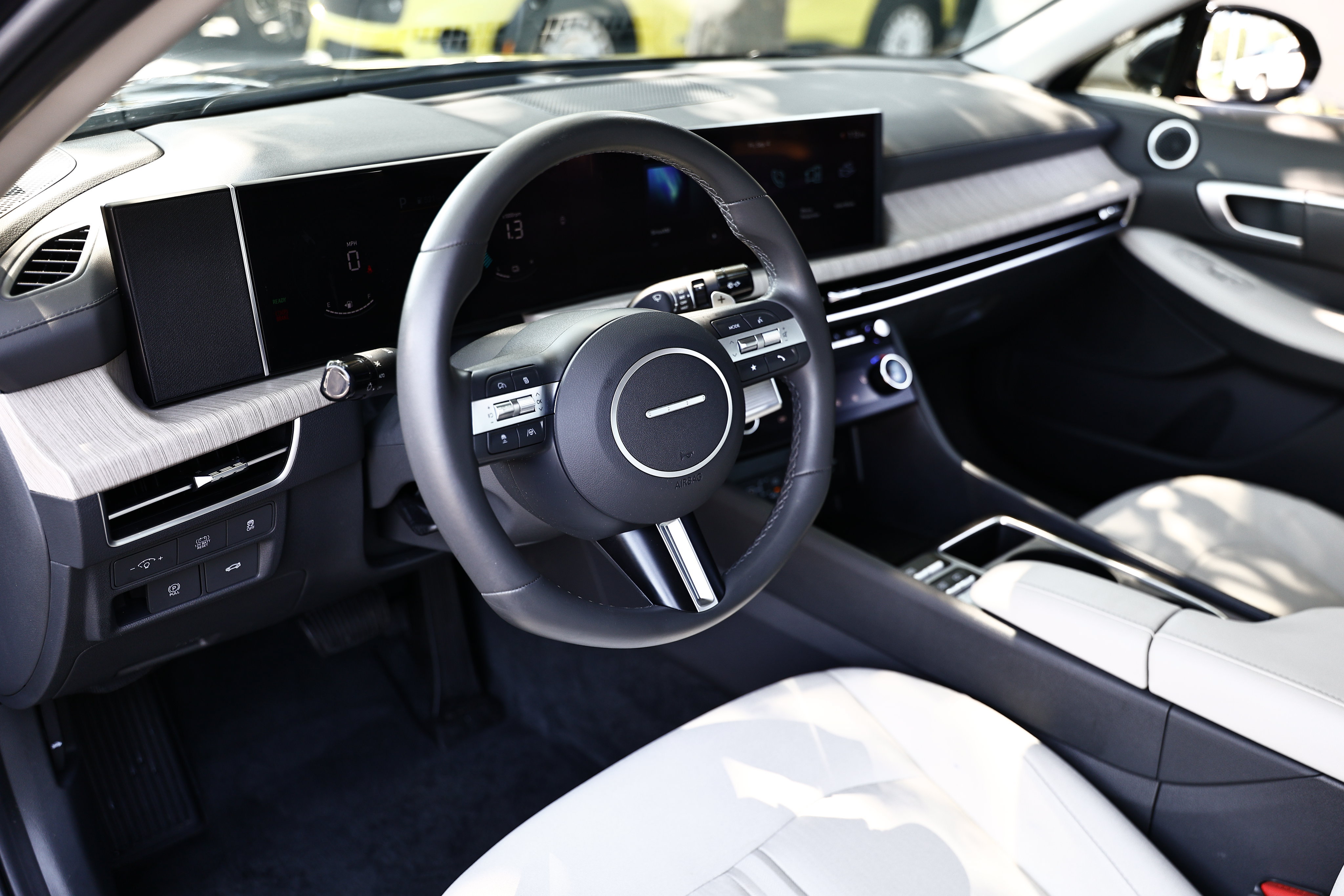 Certified 2025 Hyundai Sonata SEL FWD image 18
