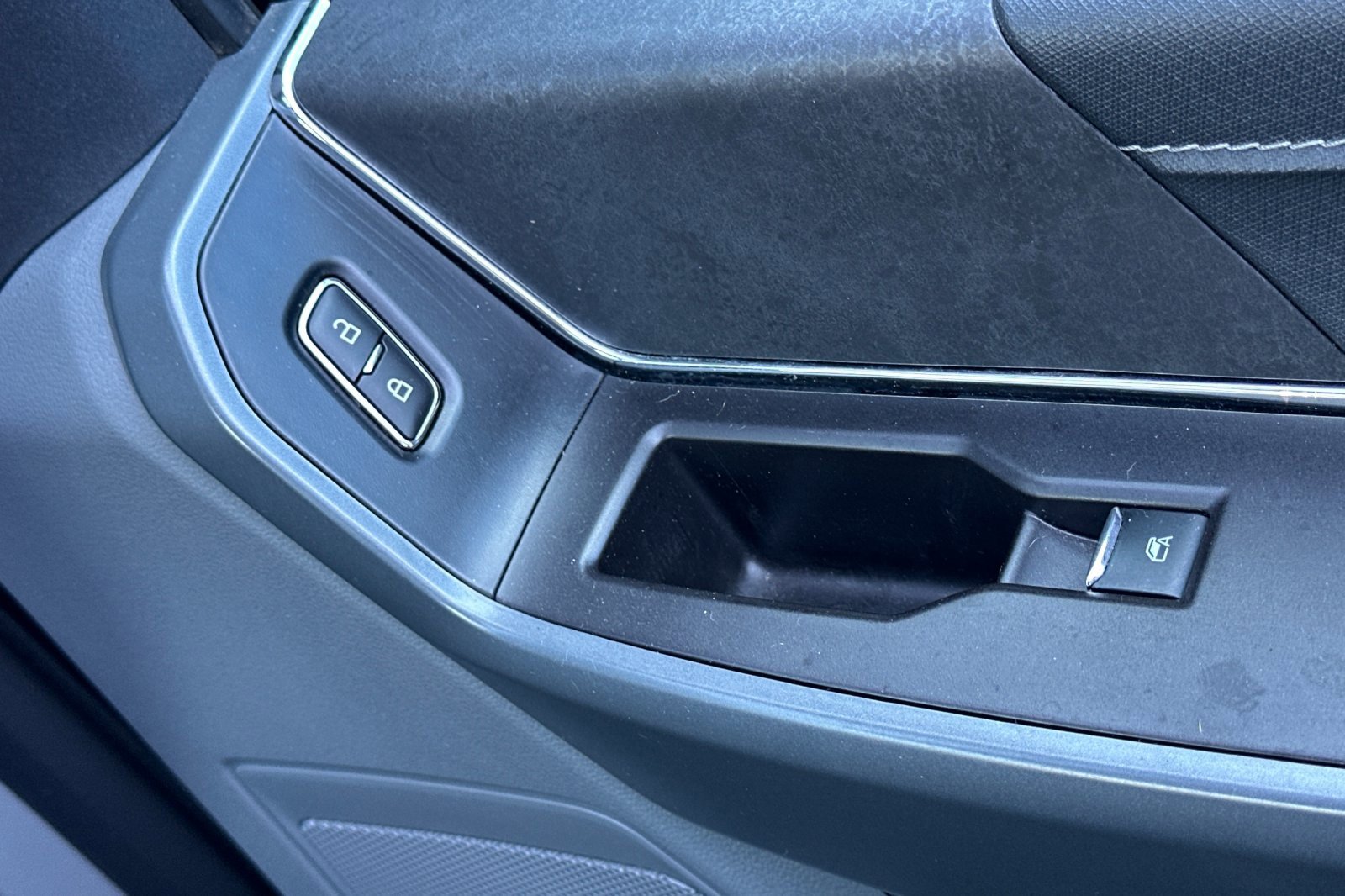 Used 2024 Ford F150 XLT w/ Equipment Group 302A MID image 21