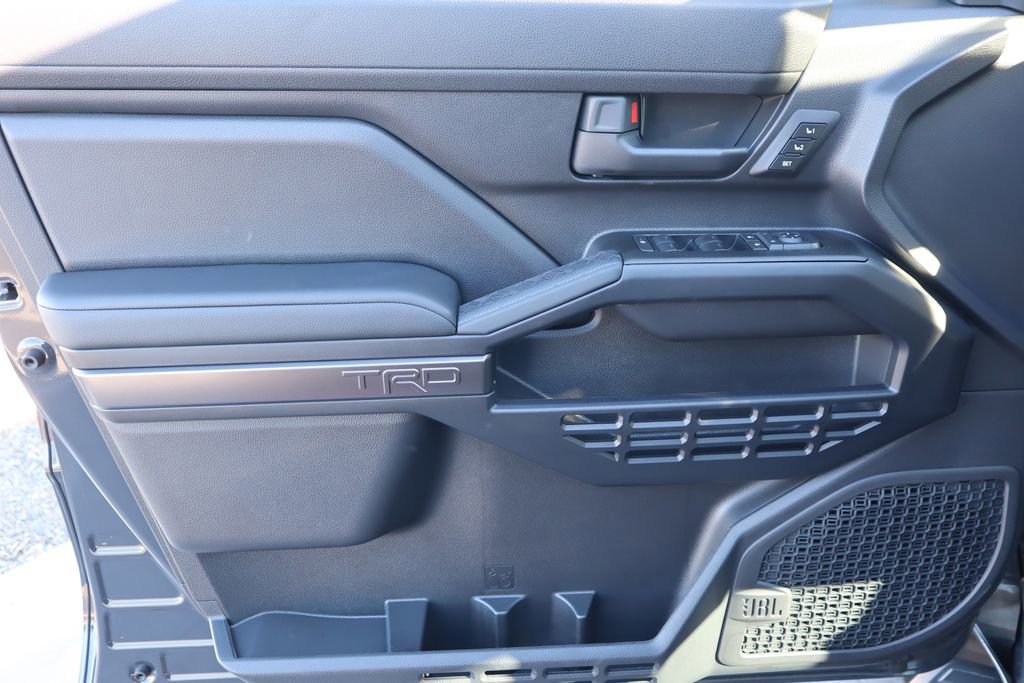 New 2025 Toyota 4Runner TRD Off-Road Premium image 23
