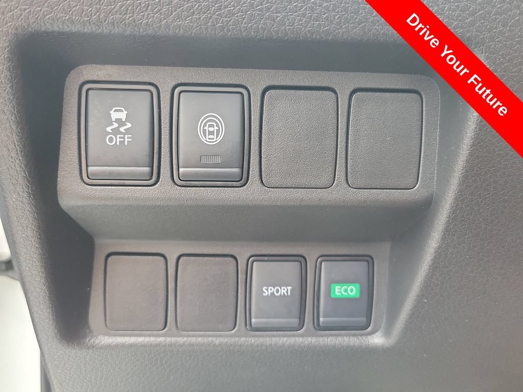 Used 2022 Nissan Rogue Sport S FWD image 18
