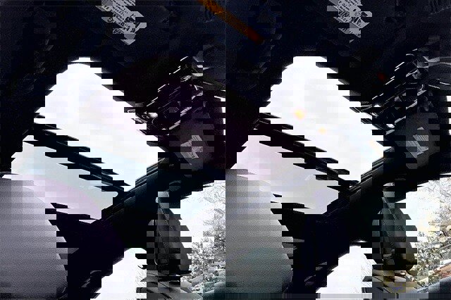 Certified 2025 Mercedes-Benz C 300 4MATIC Sedan image 30