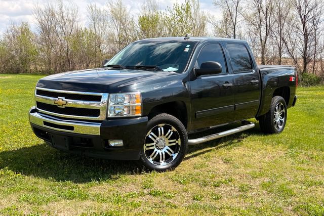 Used 2010 Chevrolet Silverado 1500 LT w/ Power Pack Plus AWD/4WD image 1