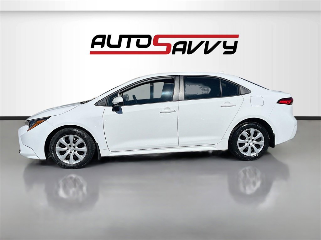 Used 2023 Toyota Corolla LE image 4