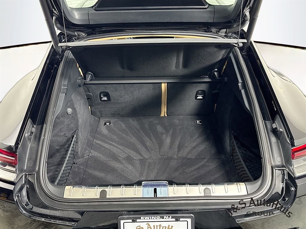 Used 2023 Porsche Panamera 4 image 33