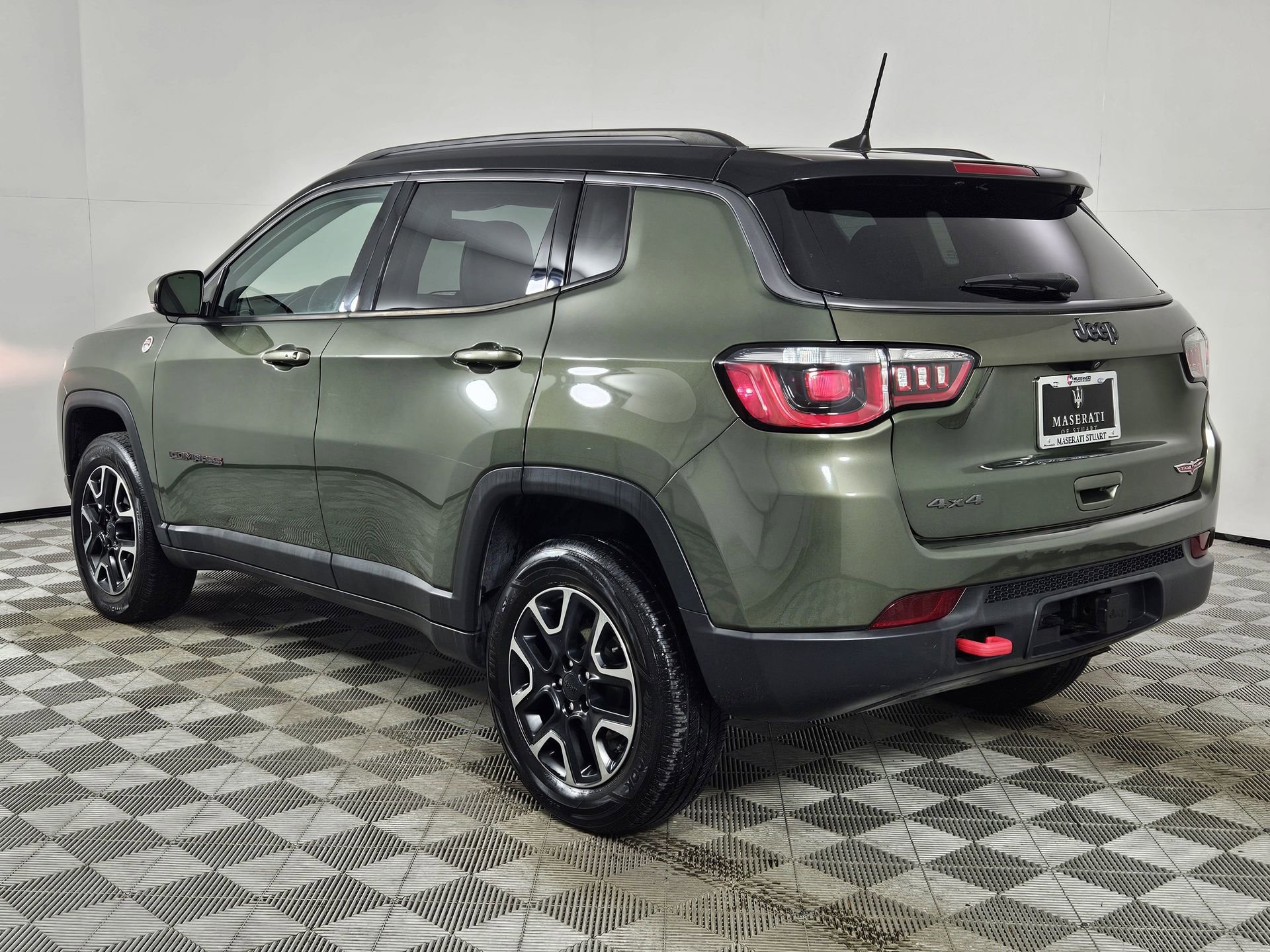 Used 2019 Jeep Compass Trailhawk w/ Cold Weather Group image 5