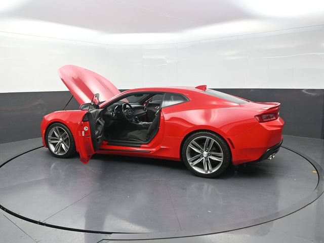 Used 2018 Chevrolet Camaro LT w/ RS Package RWD image 38