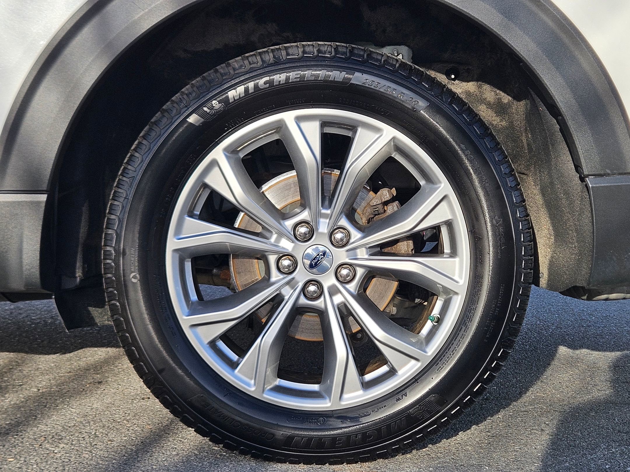 Used 2021 Ford Explorer Limited w/ Equipment Group 301A image 28