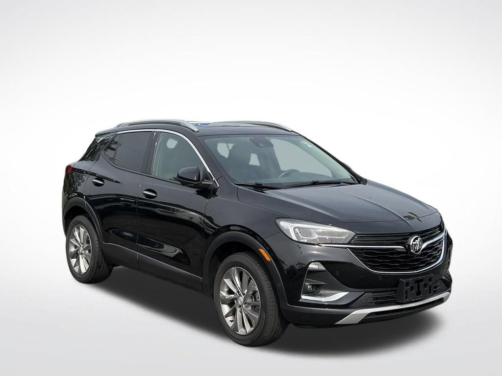 Used 2023 Buick Encore GX Essence w/ Advanced Technology Package AWD/4WD image 2