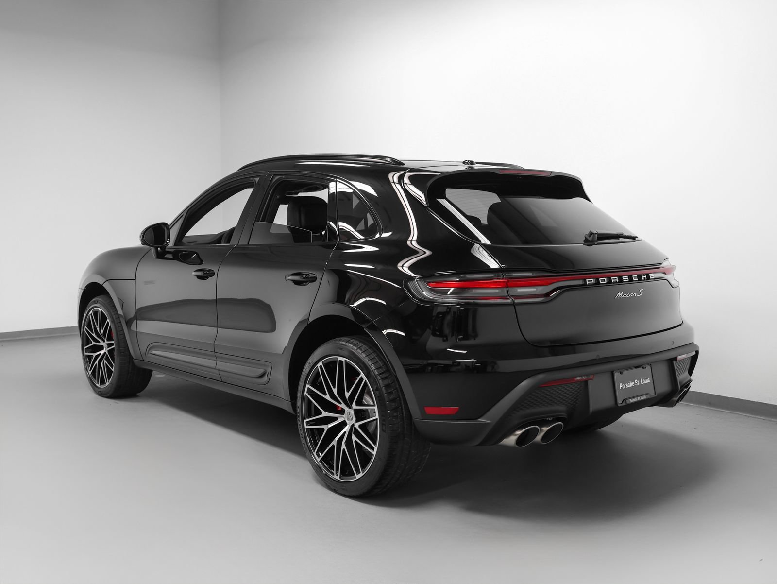 New 2026 Porsche Macan S AWD/4WD image 3