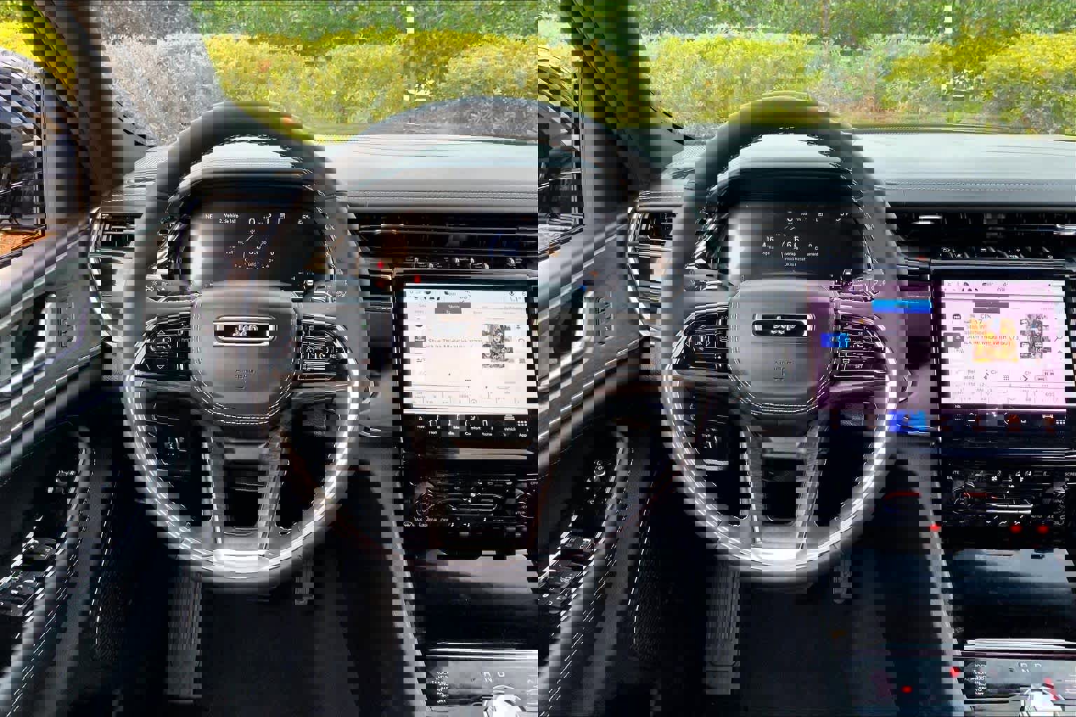 Used 2024 Jeep Grand Cherokee L Overland w/ Trailer Tow Package image 5