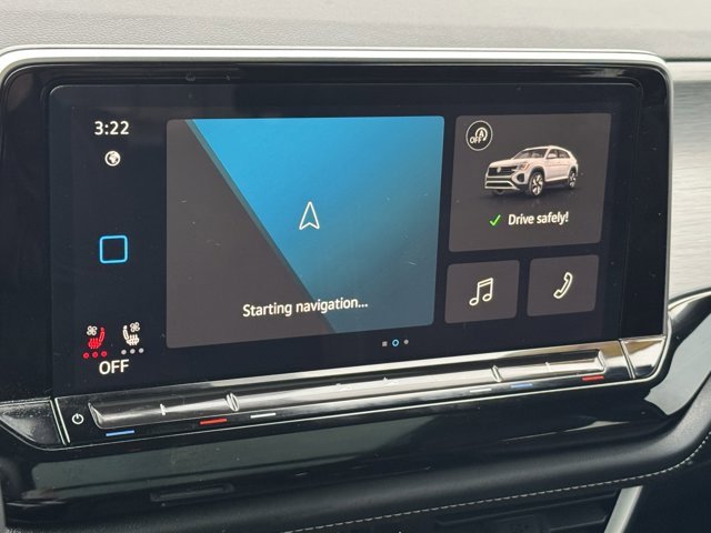 Used 2024 Volkswagen Atlas Cross Sport SE w/ Panoramic Sunroof Package image 22