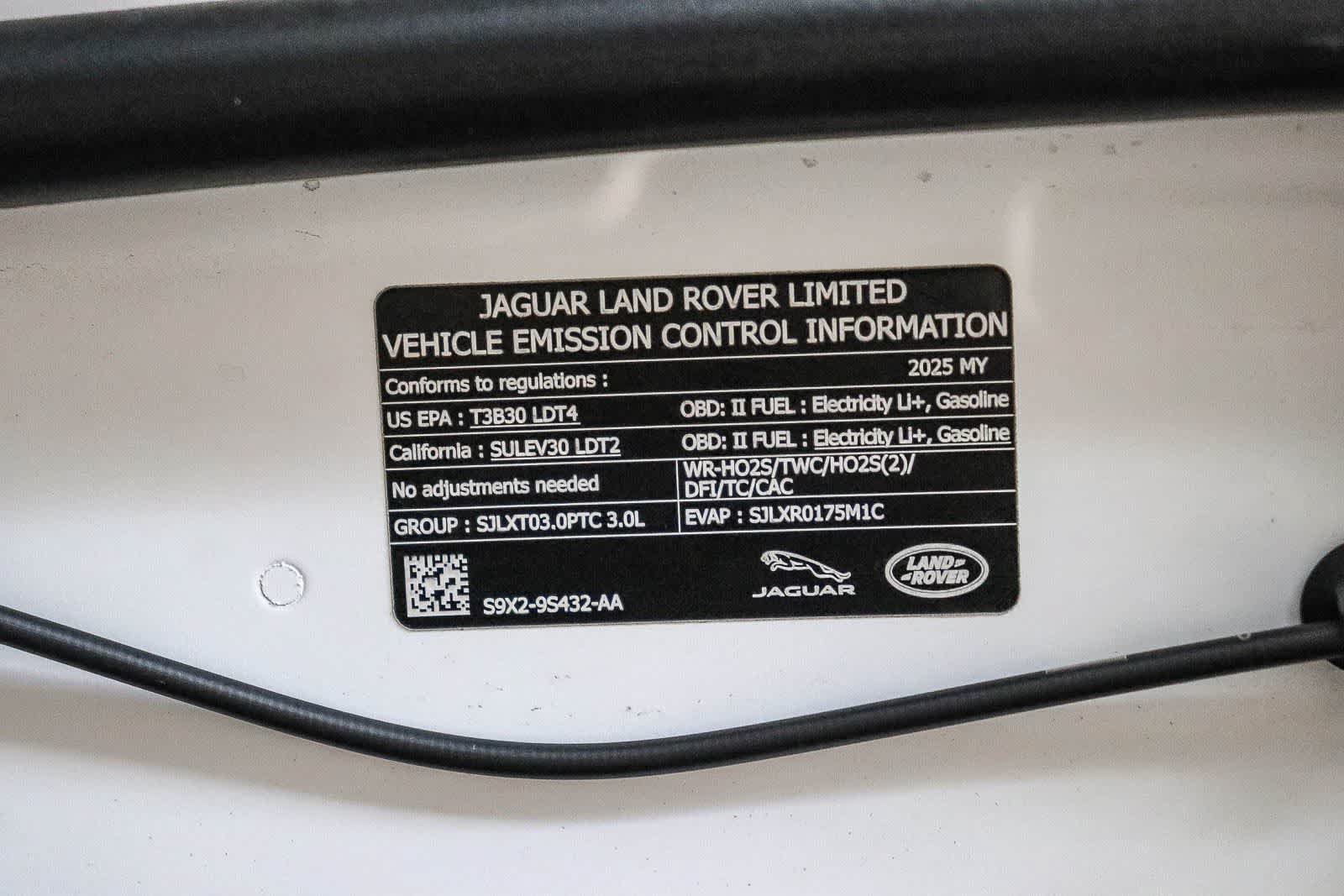 Used 2025 Land Rover Range Rover Sport Dynamic SE AWD/4WD image 29