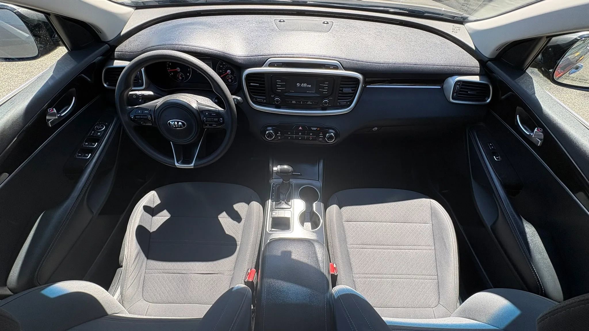Used 2017 Kia Sorento FWD image 22