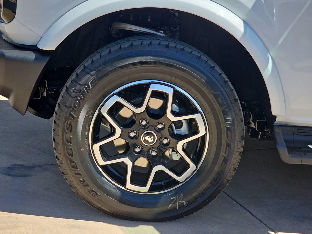 New 2026 Ford Bronco Outer Banks AWD/4WD image 36