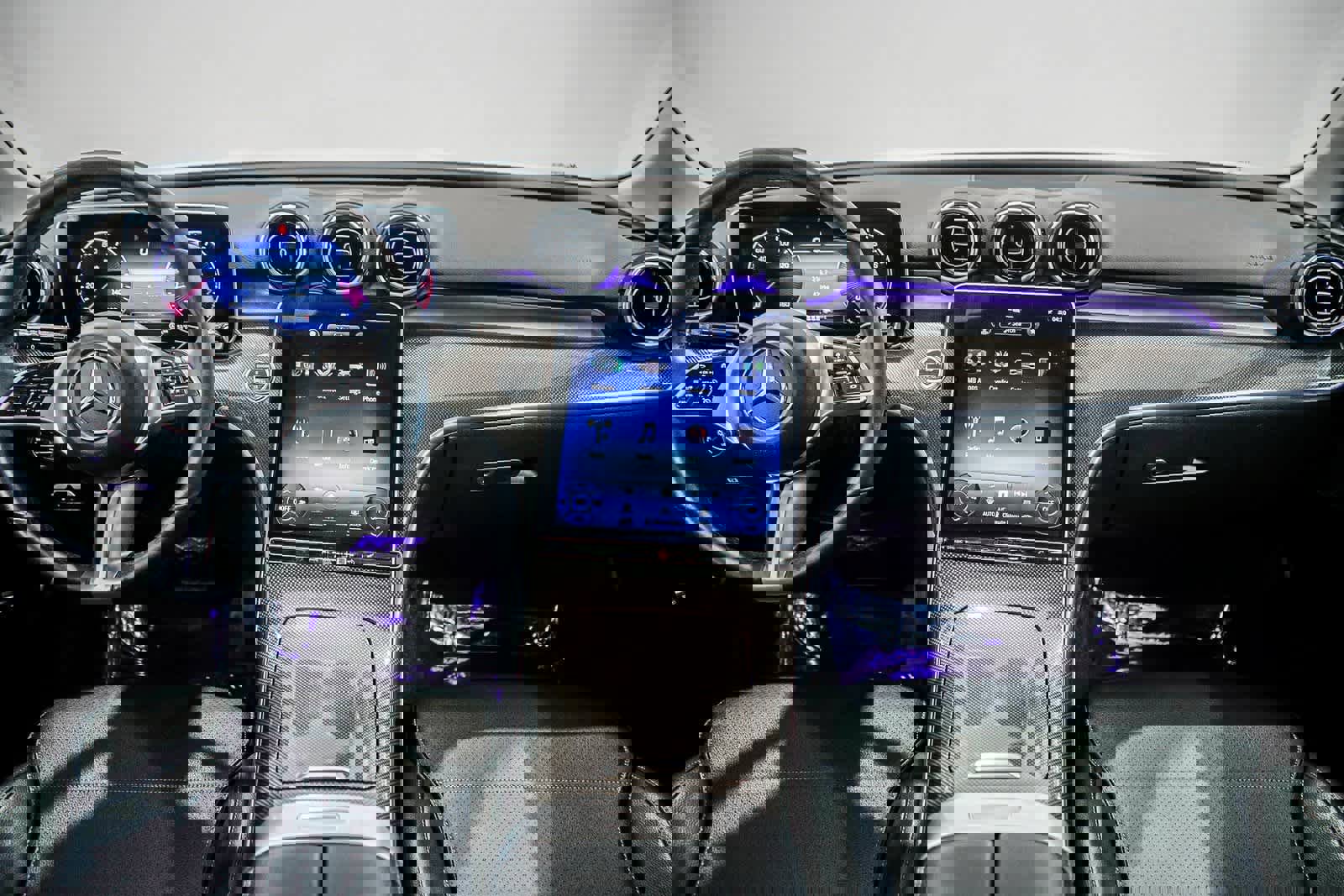 Used 2023 Mercedes-Benz C 300 Sedan image 12