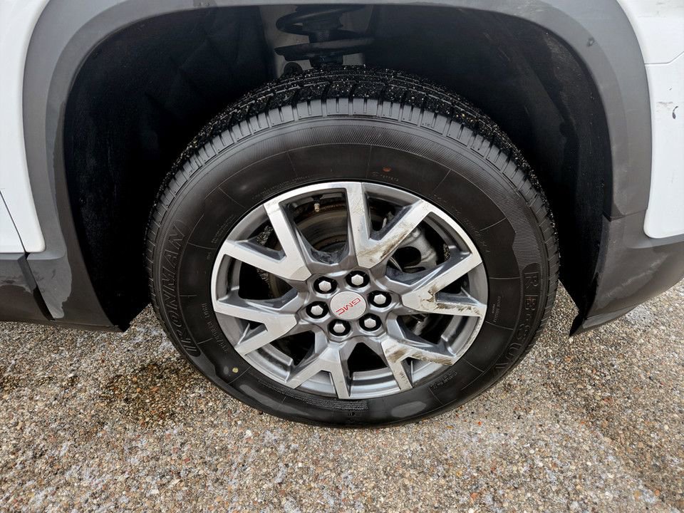 Used 2023 GMC Acadia SLT image 35