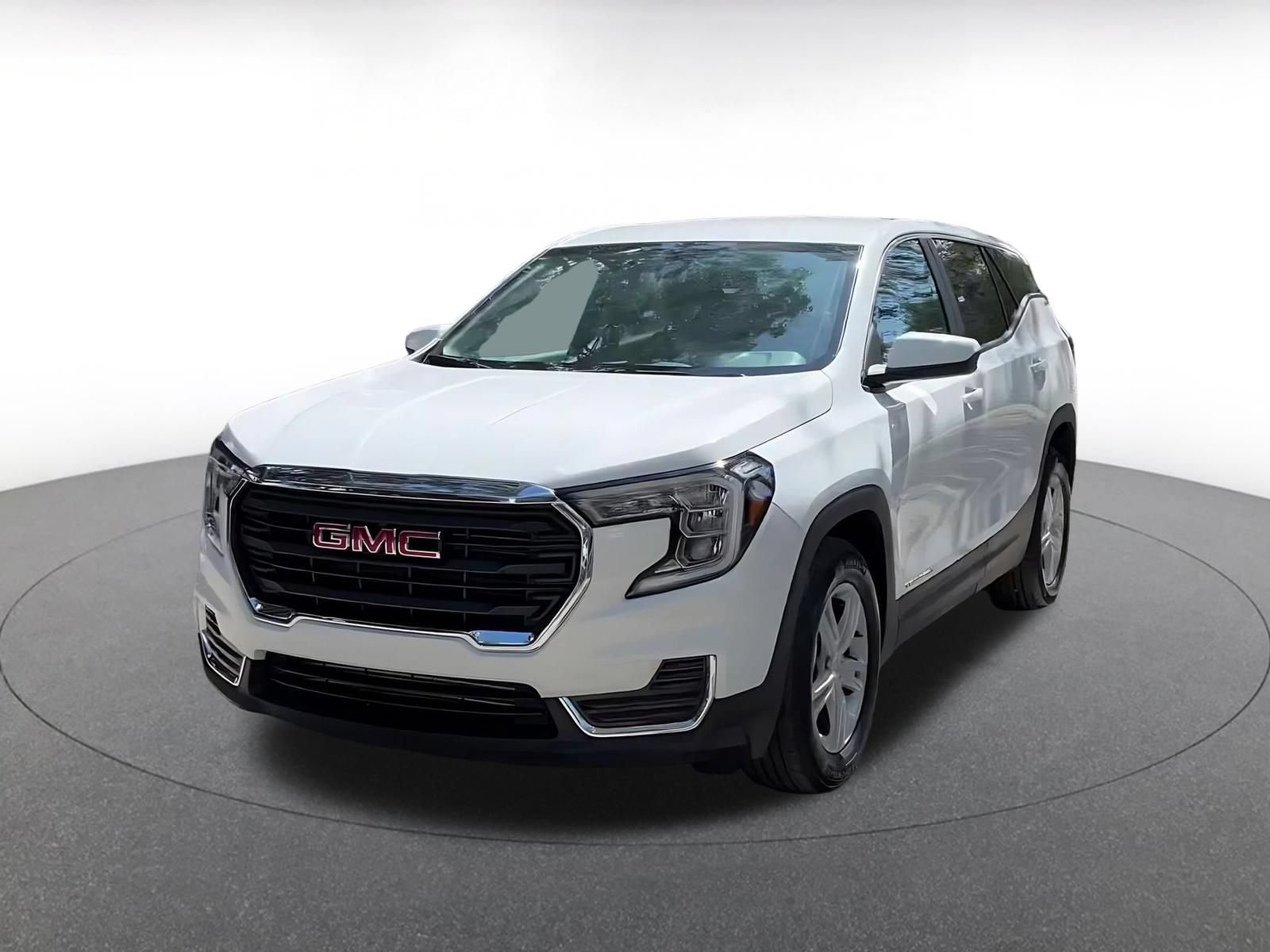 Used 2024 GMC Terrain SLE FWD image 8