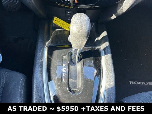 Used 2016 Nissan Rogue SV image 24