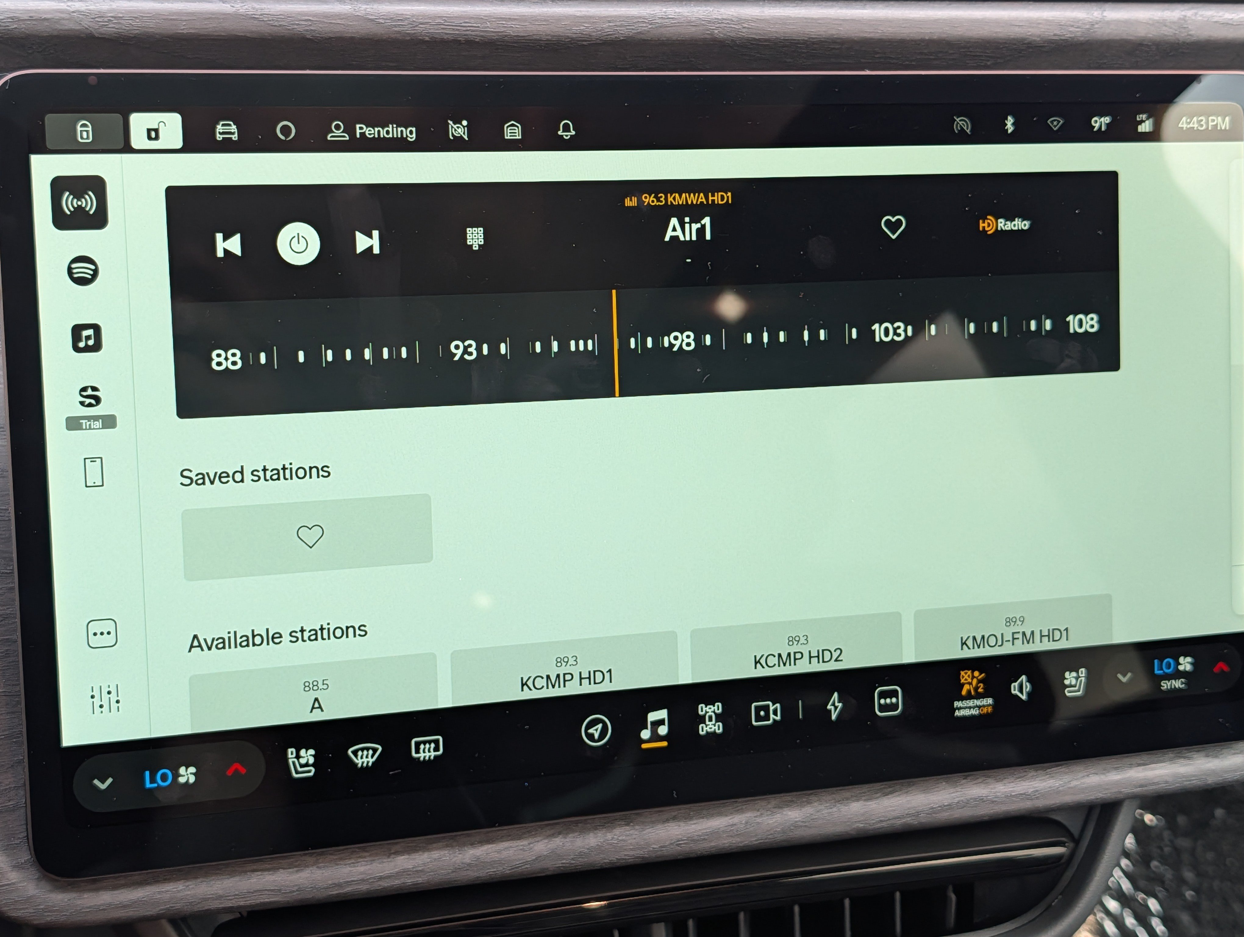 Used 2023 Rivian R1S Adventure Quad AWD/4WD image 22
