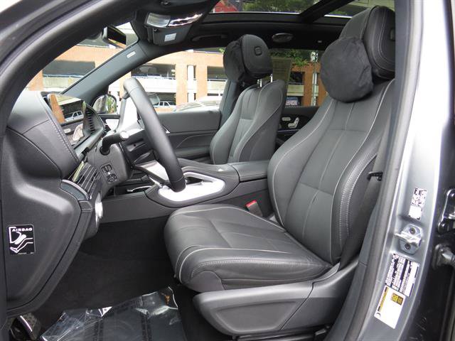 Used 2025 Mercedes-Benz GLS 450 4MATIC image 18