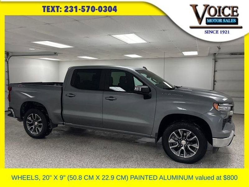 Used 2025 Chevrolet Silverado 1500 LT image 1