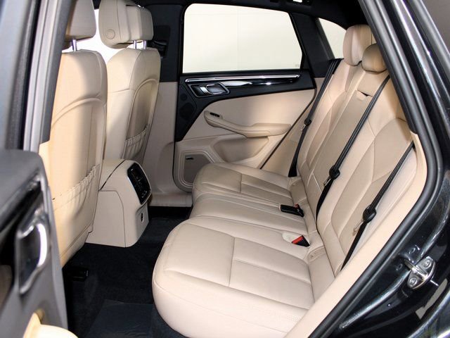 New 2026 Porsche Macan image 21