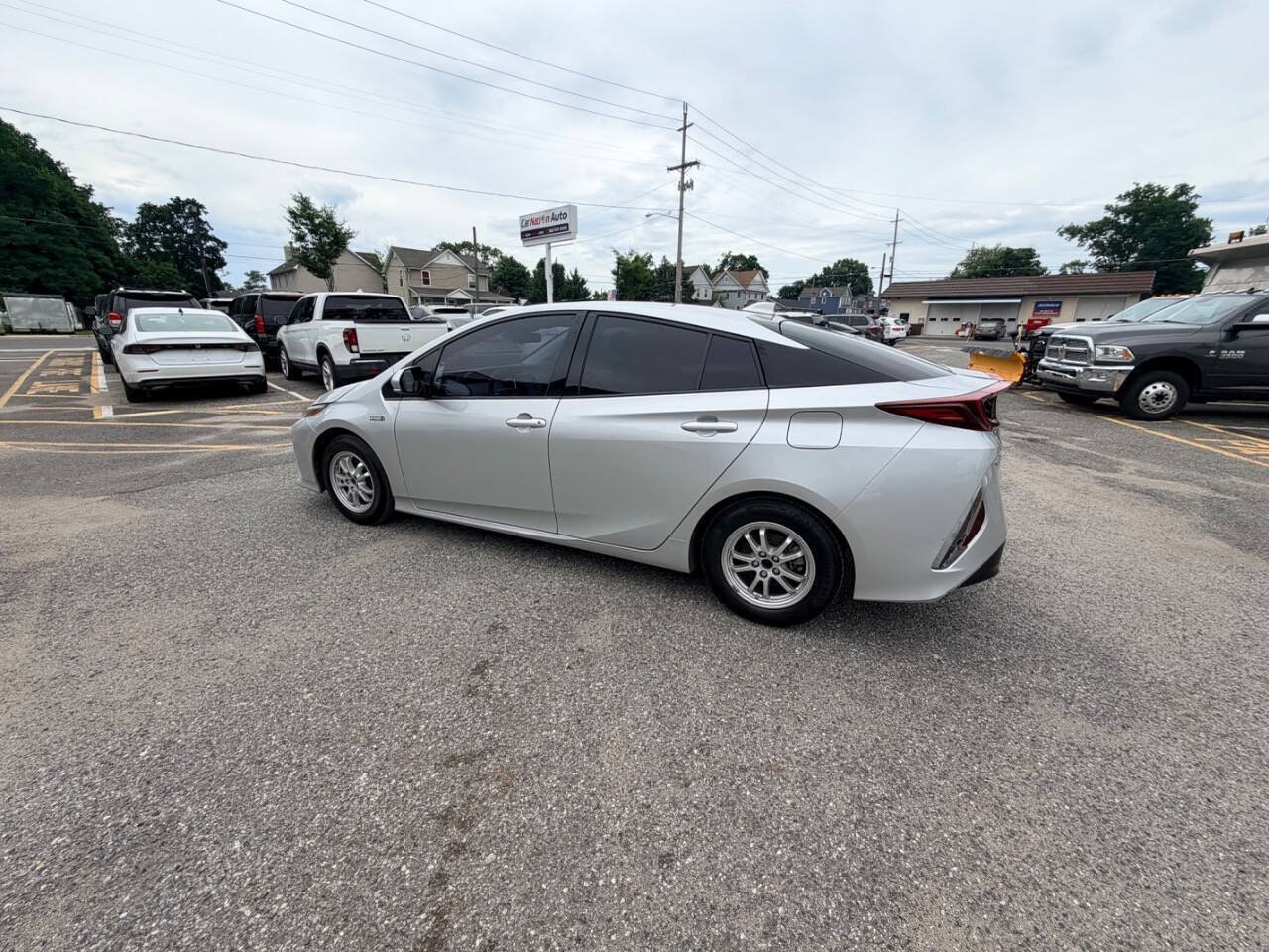 Used 2020 Toyota Prius Prime XLE FWD image 33