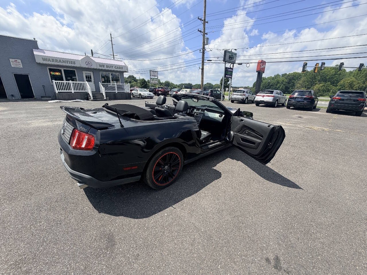 Used 2010 Ford Mustang GT Premium RWD image 12