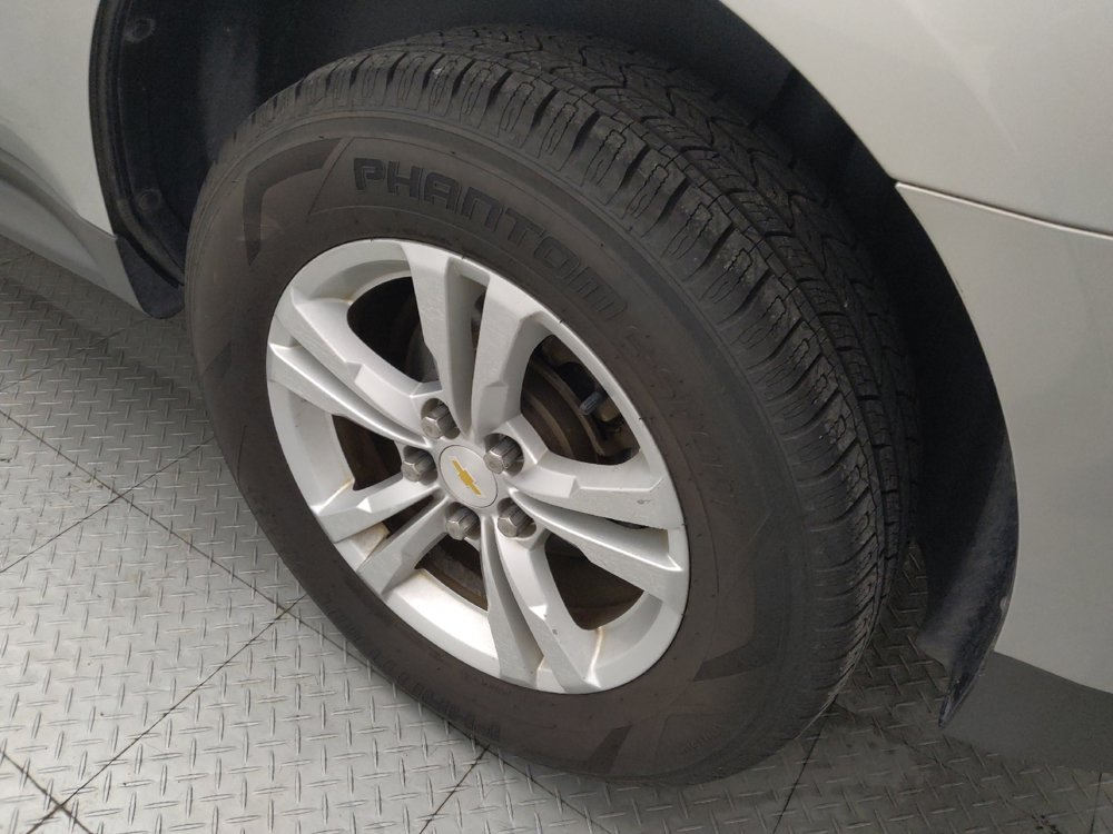 Used 2015 Chevrolet Equinox LS FWD image 31