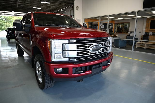 Used 2018 Ford F250 Platinum image 3