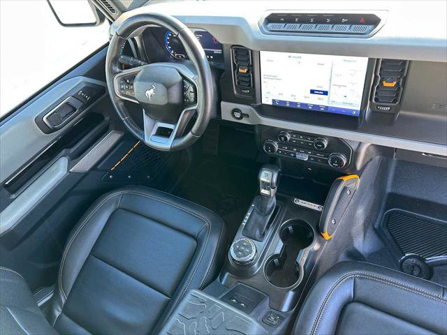 Used 2022 Ford Bronco Badlands image 11