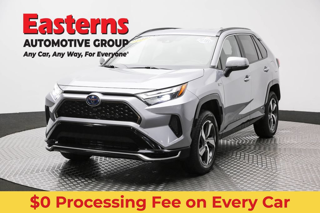 Used 2022 Toyota RAV4 SE AWD/4WD image 1