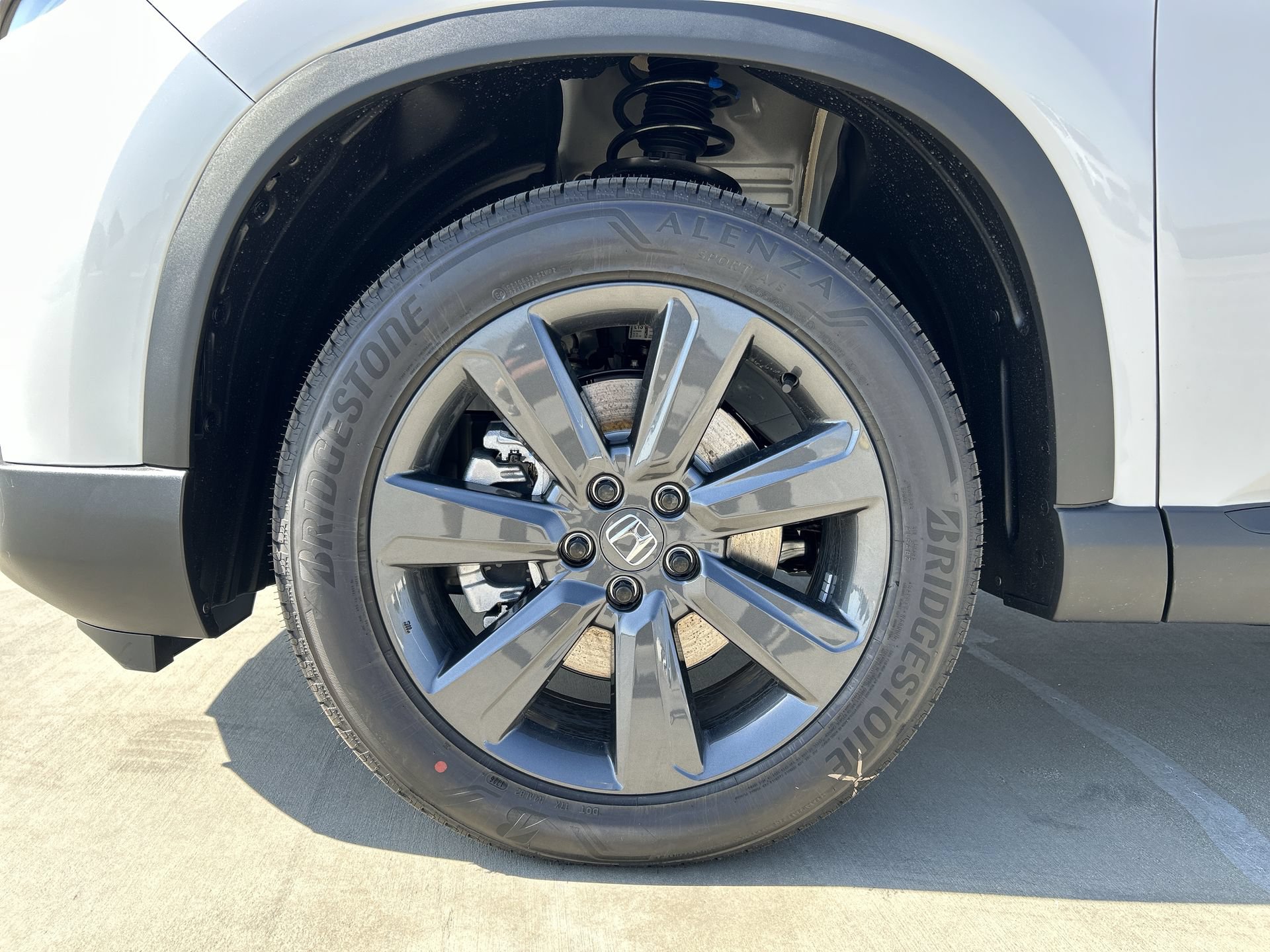 New 2026 Honda Pilot Sport image 18