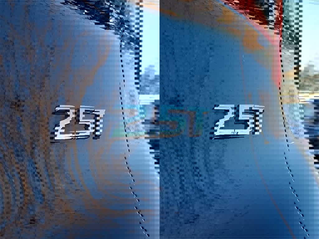 Used 2021 Hyundai Santa Fe Limited w/ Cargo Package image 33