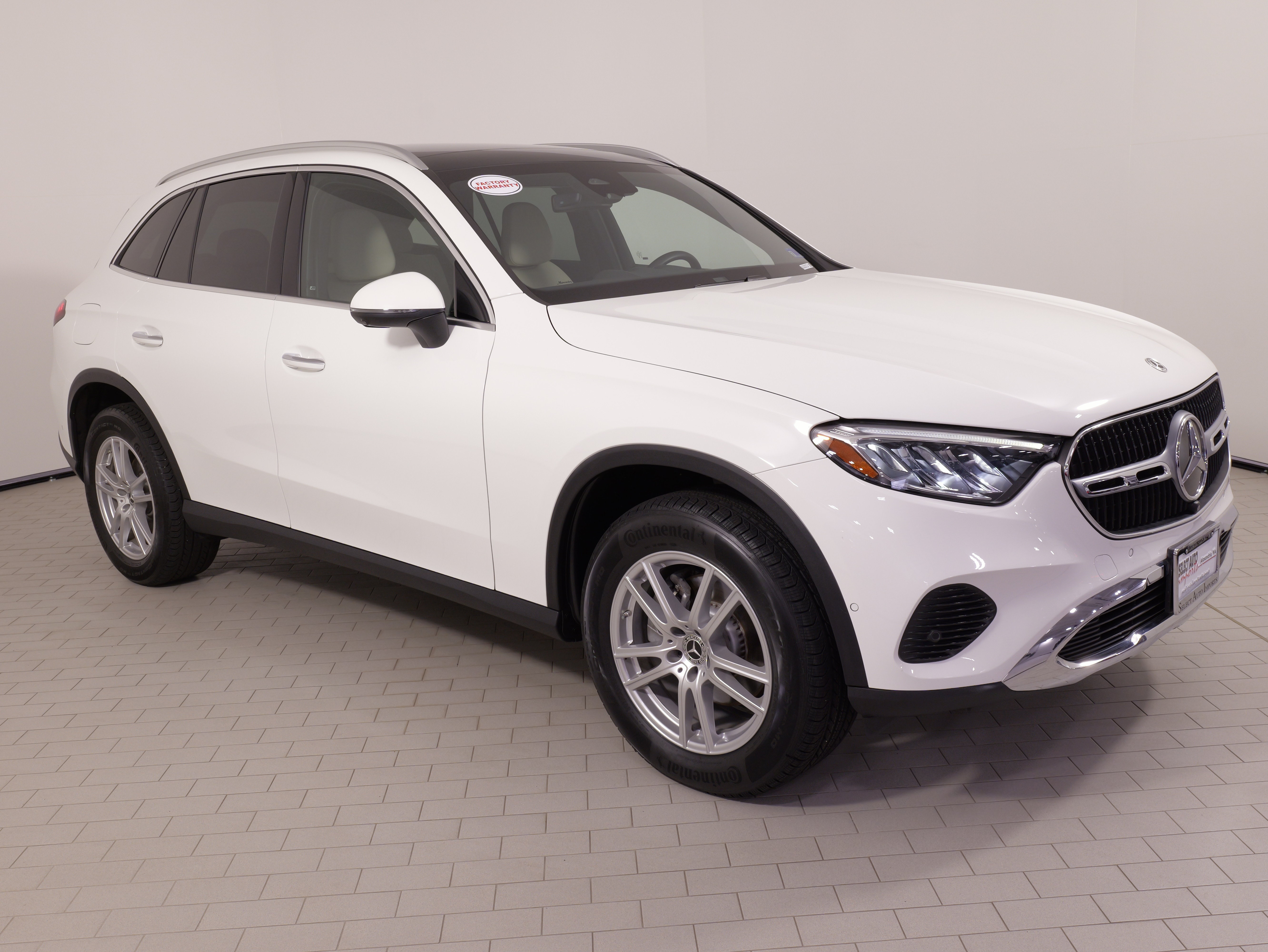 Used 2023 Mercedes-Benz GLC 300 4MATIC image 8