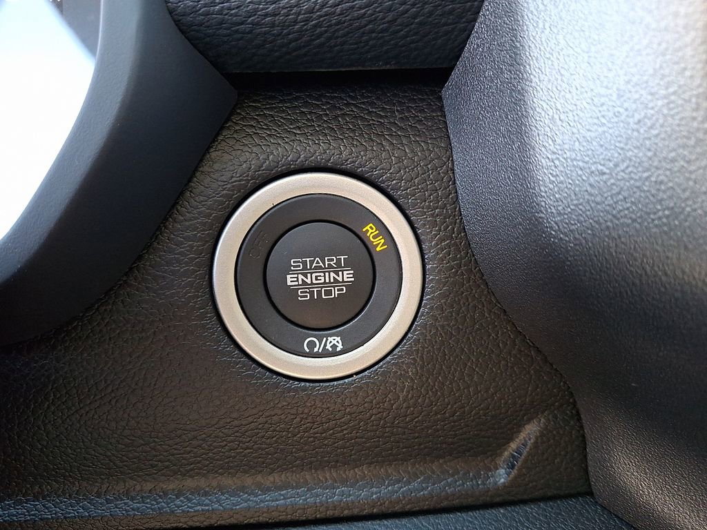 Used 2025 RAM 2500 Laramie AWD/4WD image 31